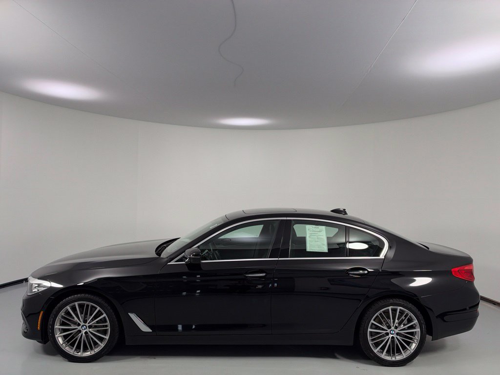 Used 2017 BMW 530i xDrive AWD/4WD image 4