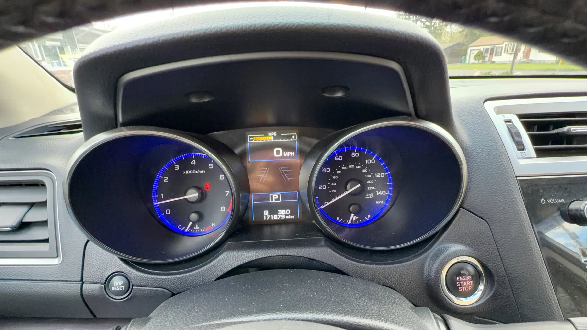 Used 2017 Subaru Outback 2.5i Limited AWD/4WD image 8