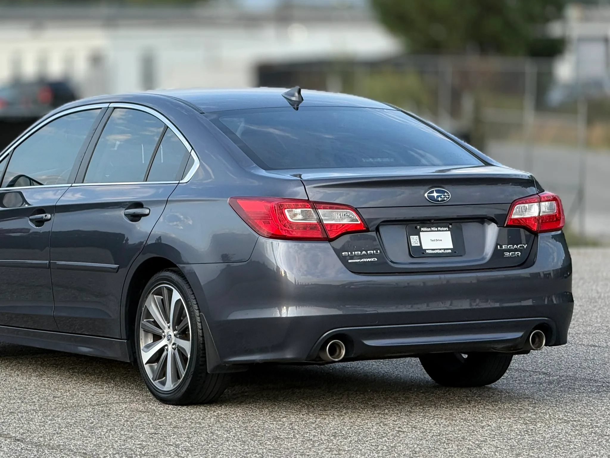 Used 2016 Subaru Legacy 3.6R Limited AWD/4WD image 16