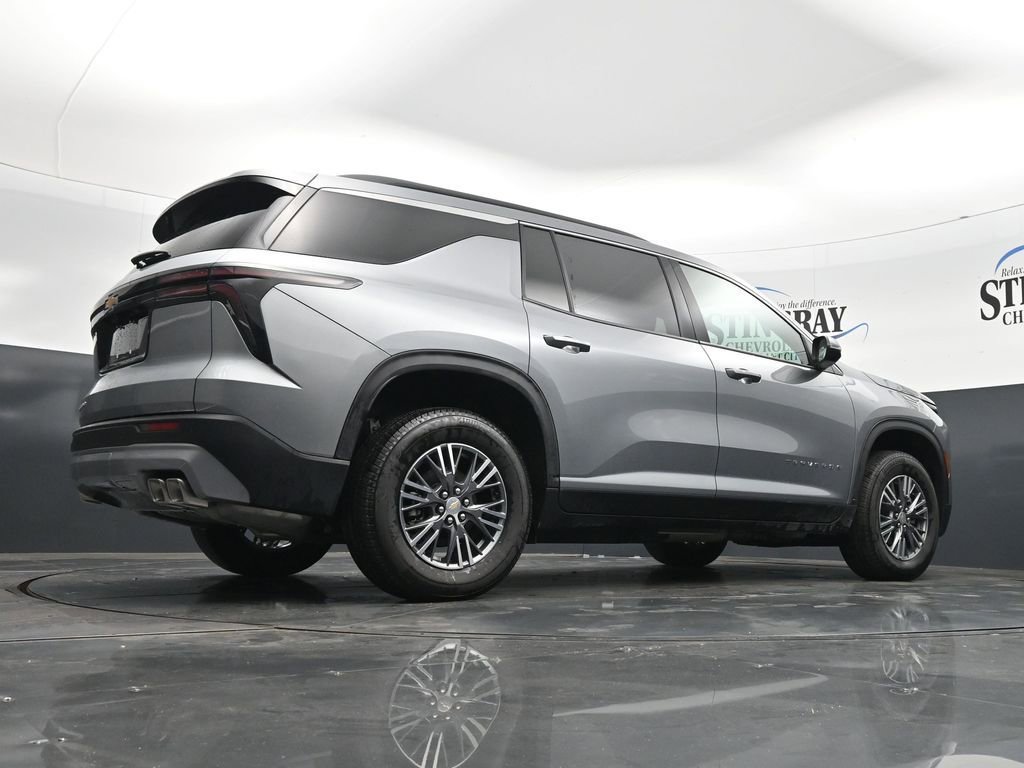 Used 2026 Chevrolet Traverse LT AWD/4WD image 23