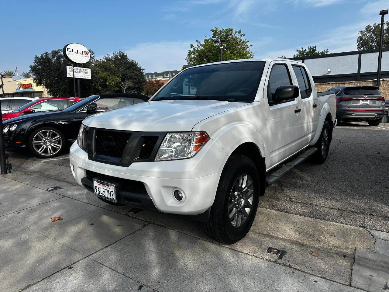 Used 2012 Nissan Frontier SV w/ Sport Appearance Pkg image 5