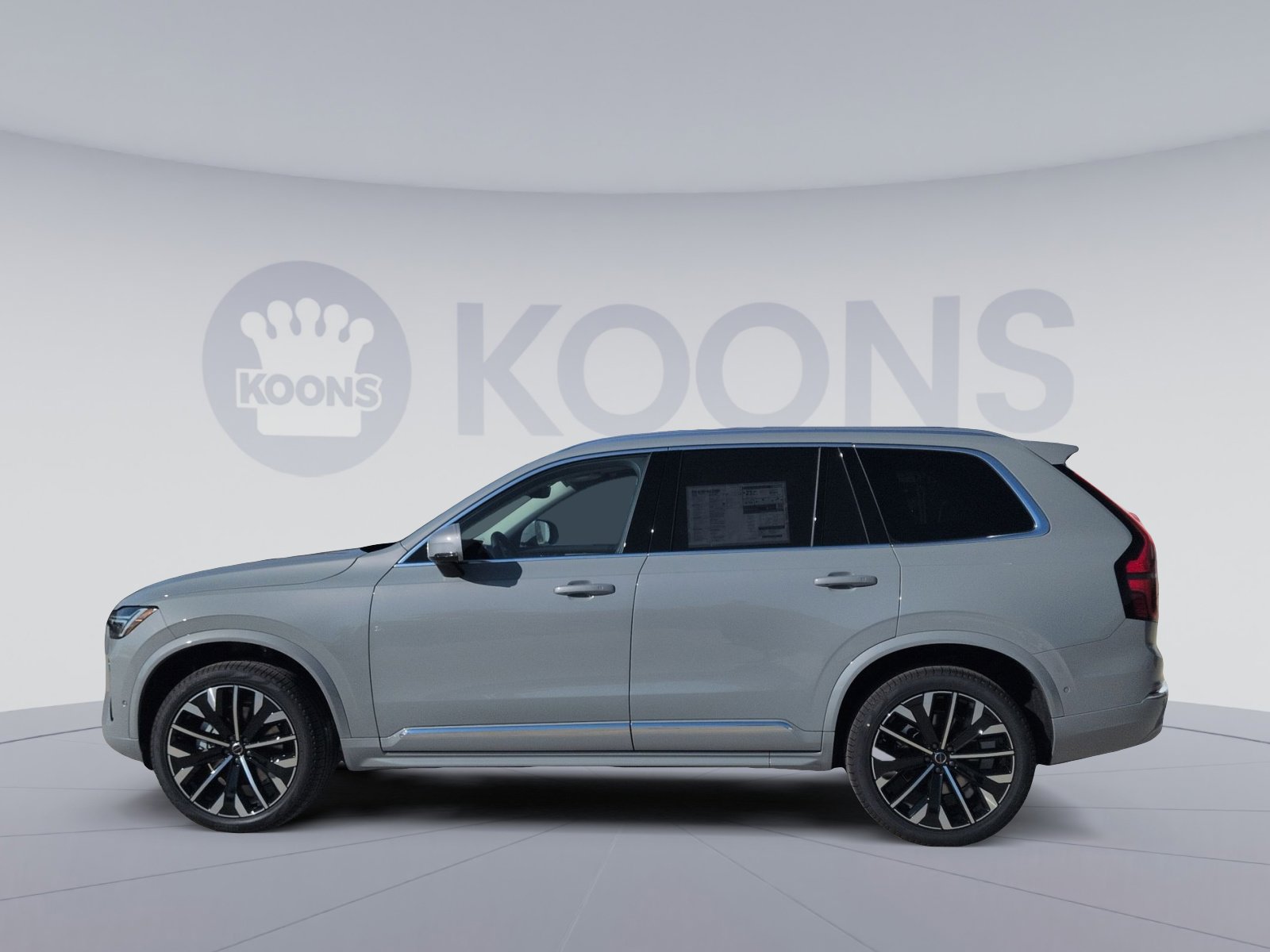 New 2026 Volvo XC90 B6 Ultra w/ Protection Package image 2