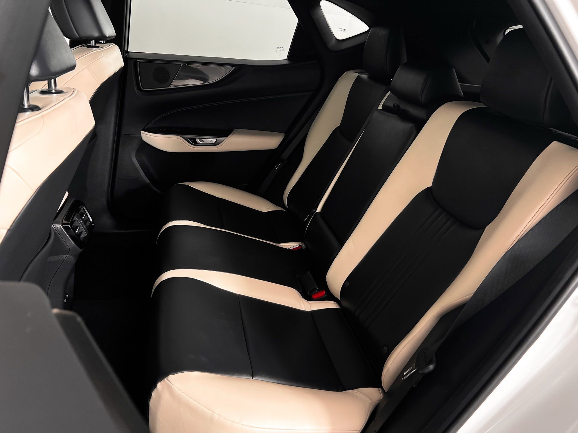 Used 2022 Lexus NX 350 AWD w/ Premium Package image 20