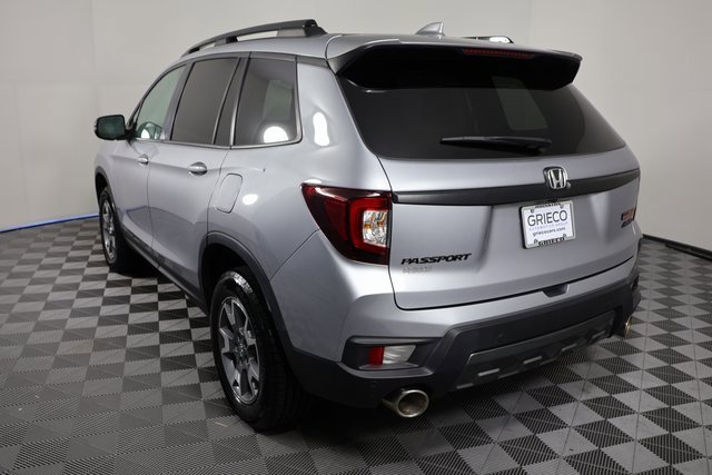 Used 2023 Honda Passport TrailSport image 6