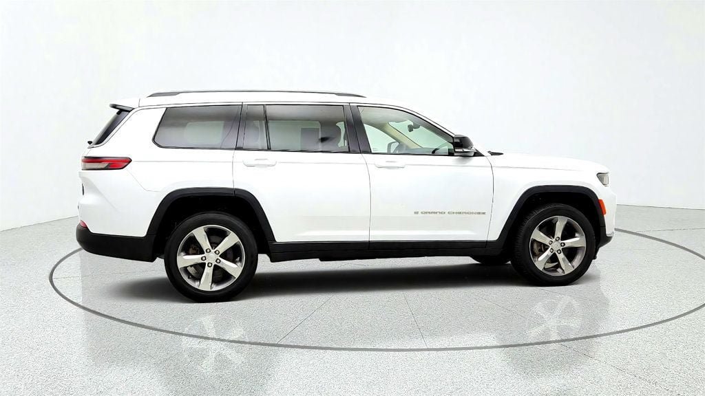 Used 2022 Jeep Grand Cherokee L Limited AWD/4WD image 4