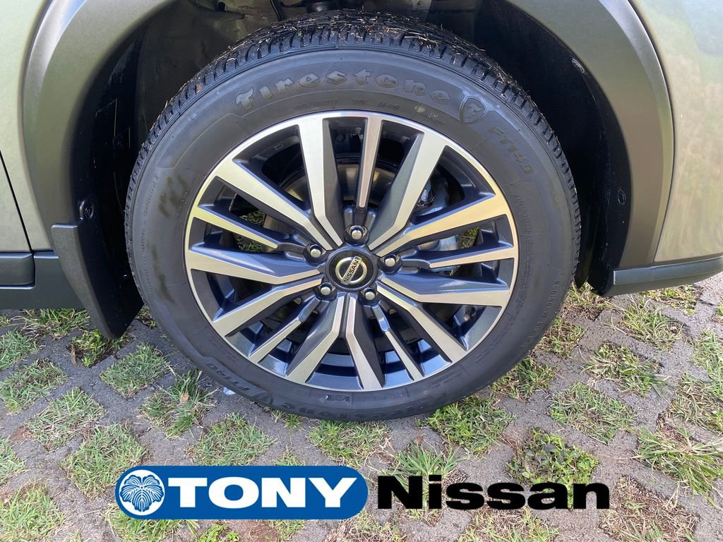 Certified 2021 Nissan Kicks SV image 9