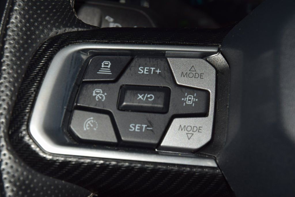 Used 2024 Ford Mustang GT Premium image 30