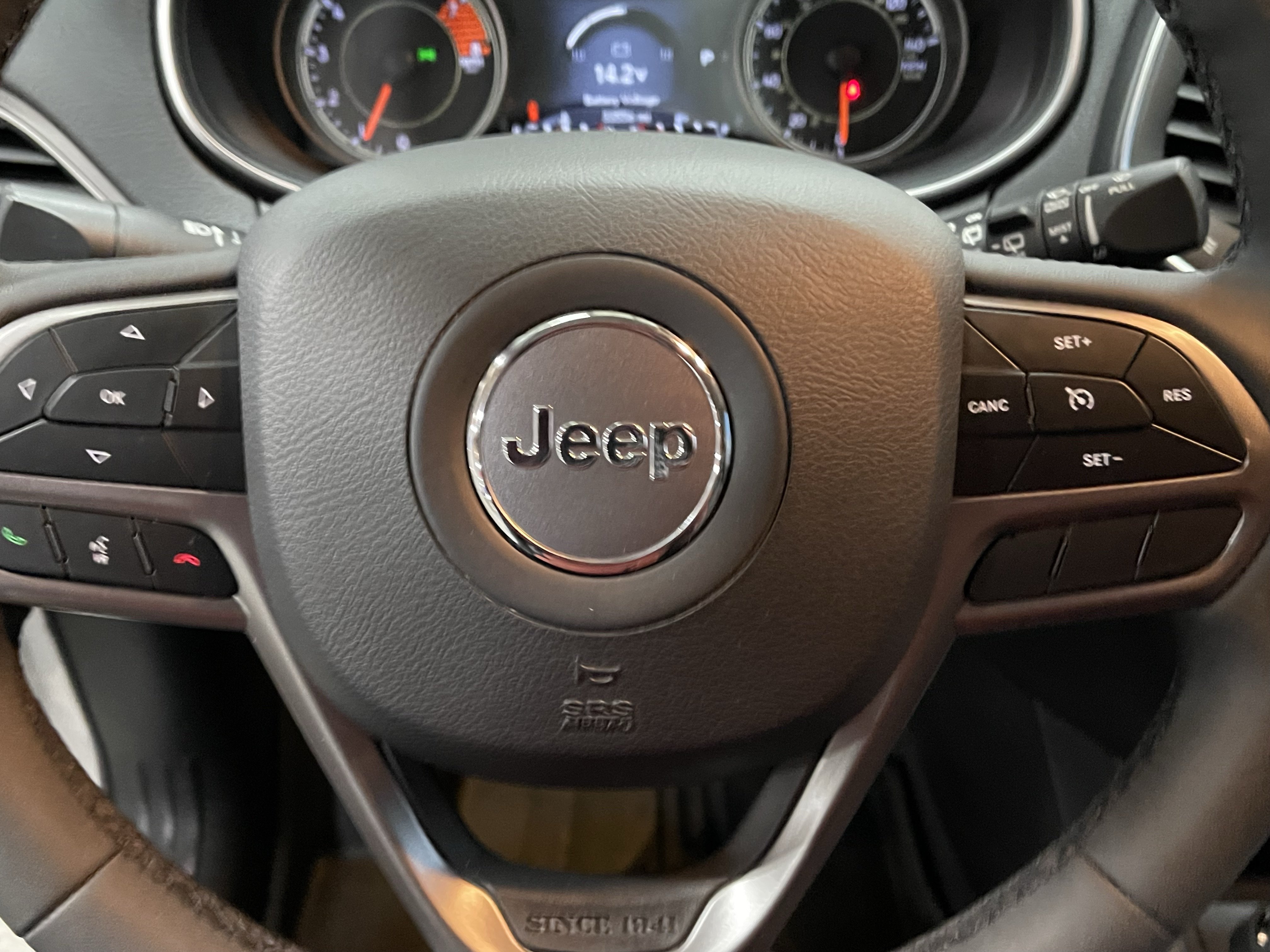 Used 2022 Jeep Cherokee Latitude Lux AWD/4WD image 21