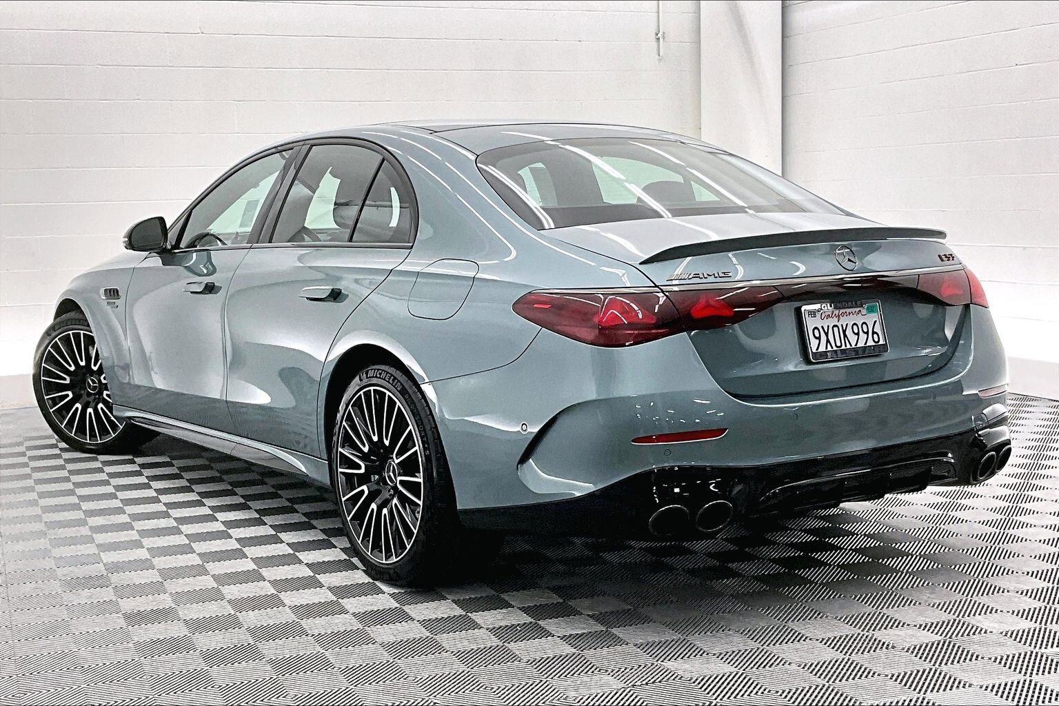 Used 2026 Mercedes-Benz E 53 AMG e 4MATIC Sedan image 10