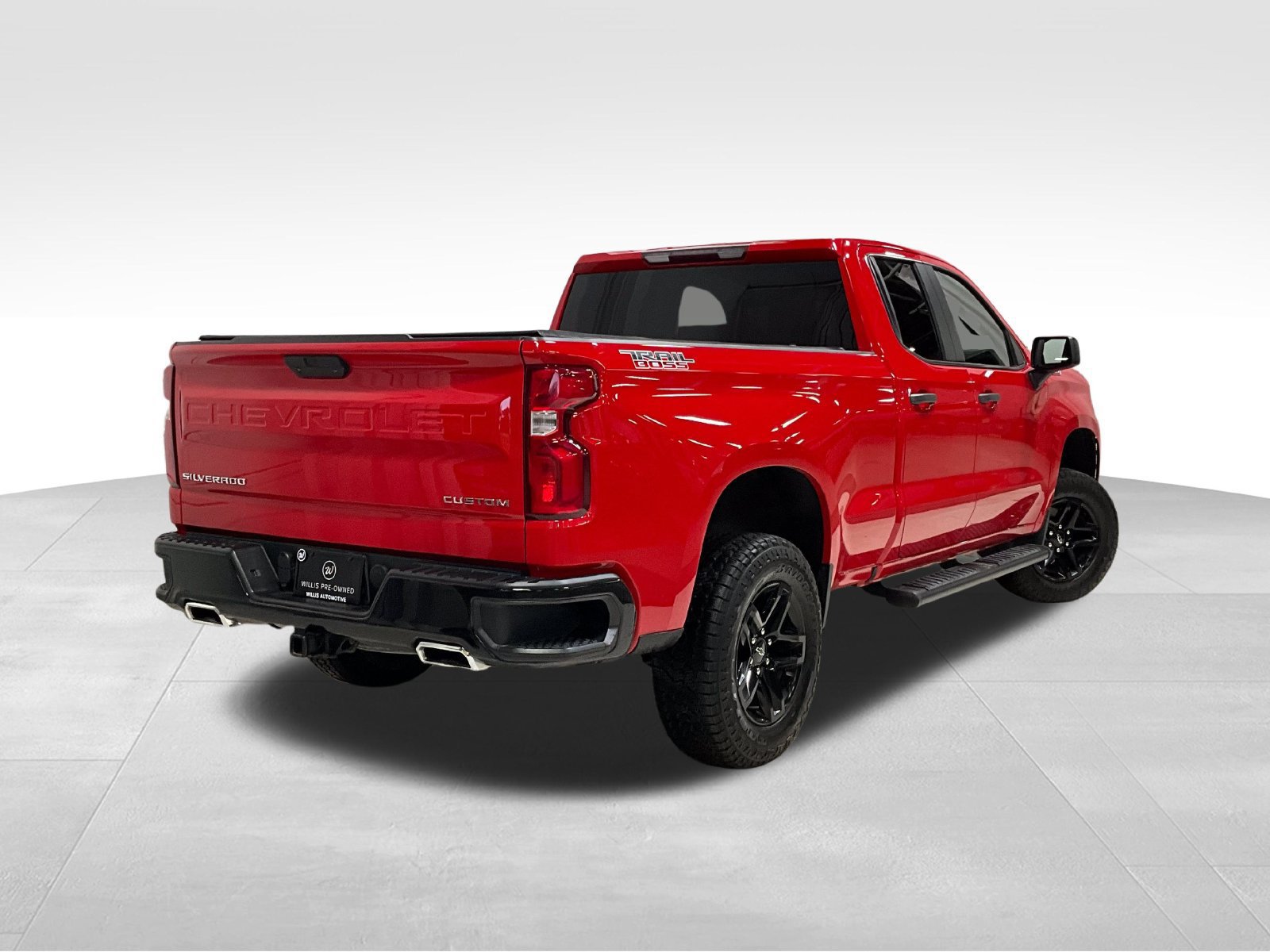 Used 2019 Chevrolet Silverado 1500 Custom Trail Boss w/ Custom Convenience Package AWD/4WD image 5