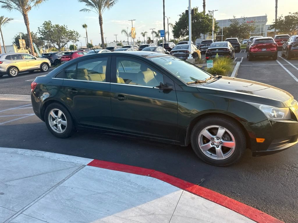Used 2014 Chevrolet Cruze LT w/ Technology Package FWD image 25