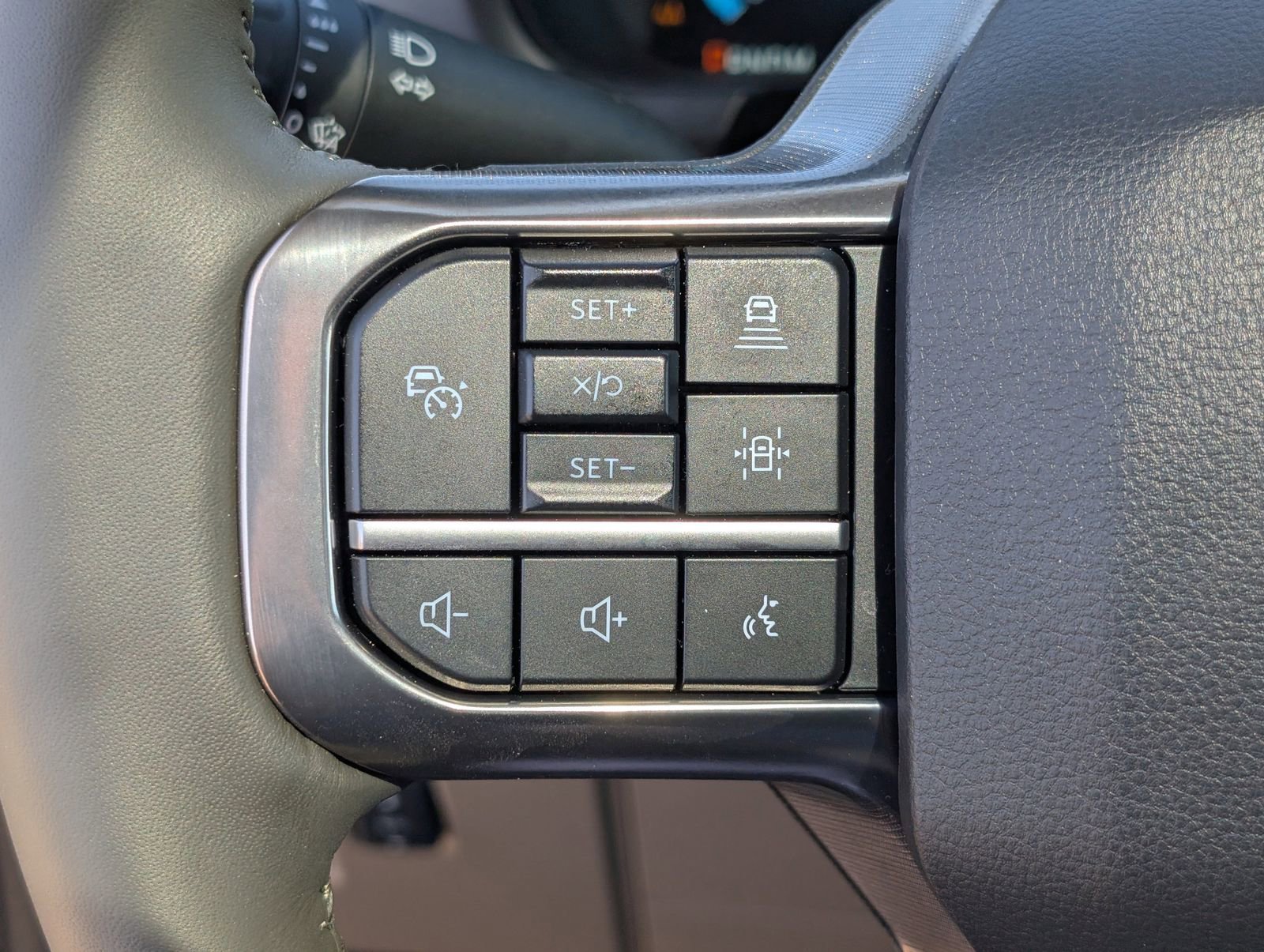 Used 2025 Ford F150 Platinum w/ Equipment Group 703A Plus image 25