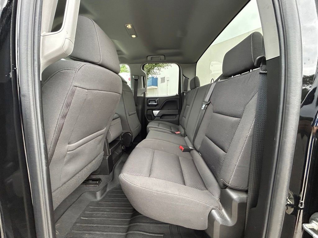 Used 2019 Chevrolet Silverado 1500 LT AWD/4WD image 31
