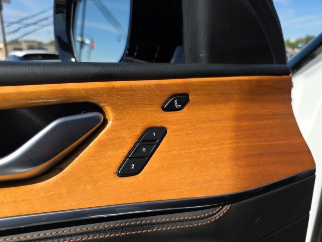 Used 2022 Jeep Grand Cherokee L Summit image 11