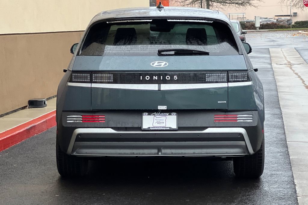 New 2026 Hyundai Ioniq 5 SE image 6