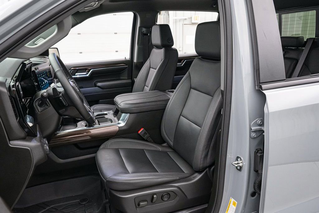 Used 2024 Chevrolet Silverado 1500 RST w/ Convenience Package II image 13