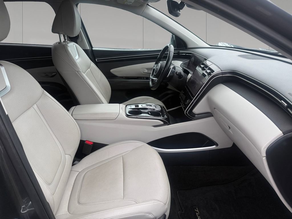 Used 2022 Hyundai Tucson Limited image 17