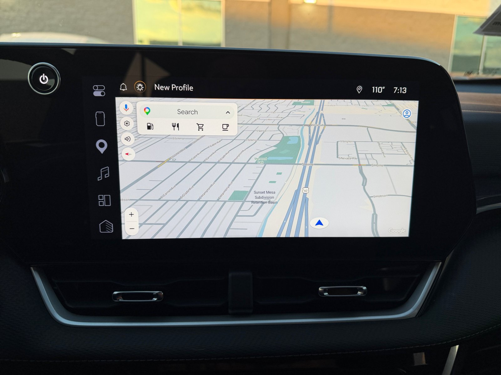 Used 2025 Chevrolet Equinox LT w/ Safety and Technology Package FWD image 22