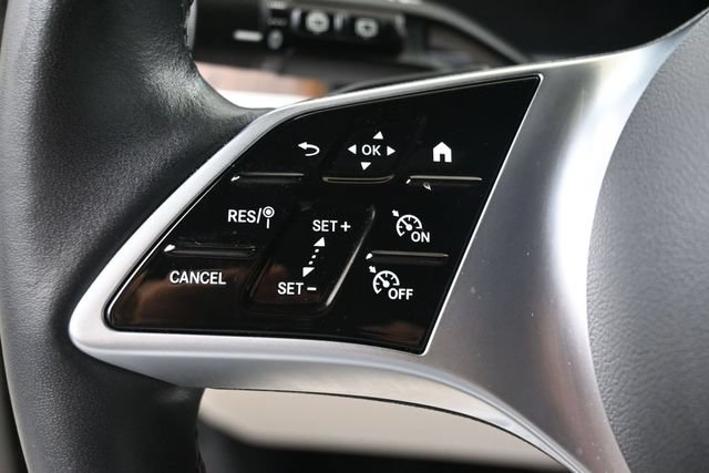 Used 2023 Mercedes-Benz GLC 300 4MATIC image 24