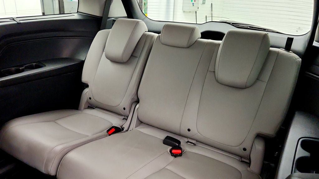 Used 2022 Honda Odyssey Touring image 21