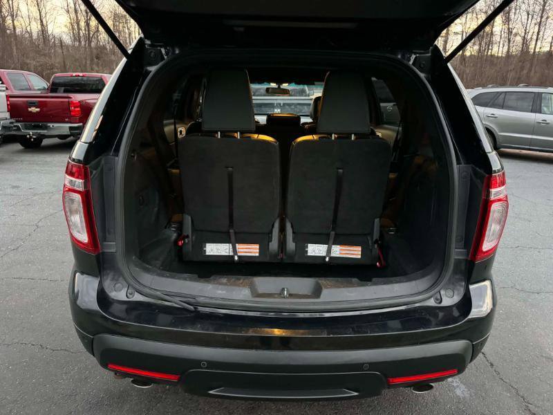 Used 2013 Ford Explorer XLT AWD/4WD image 24