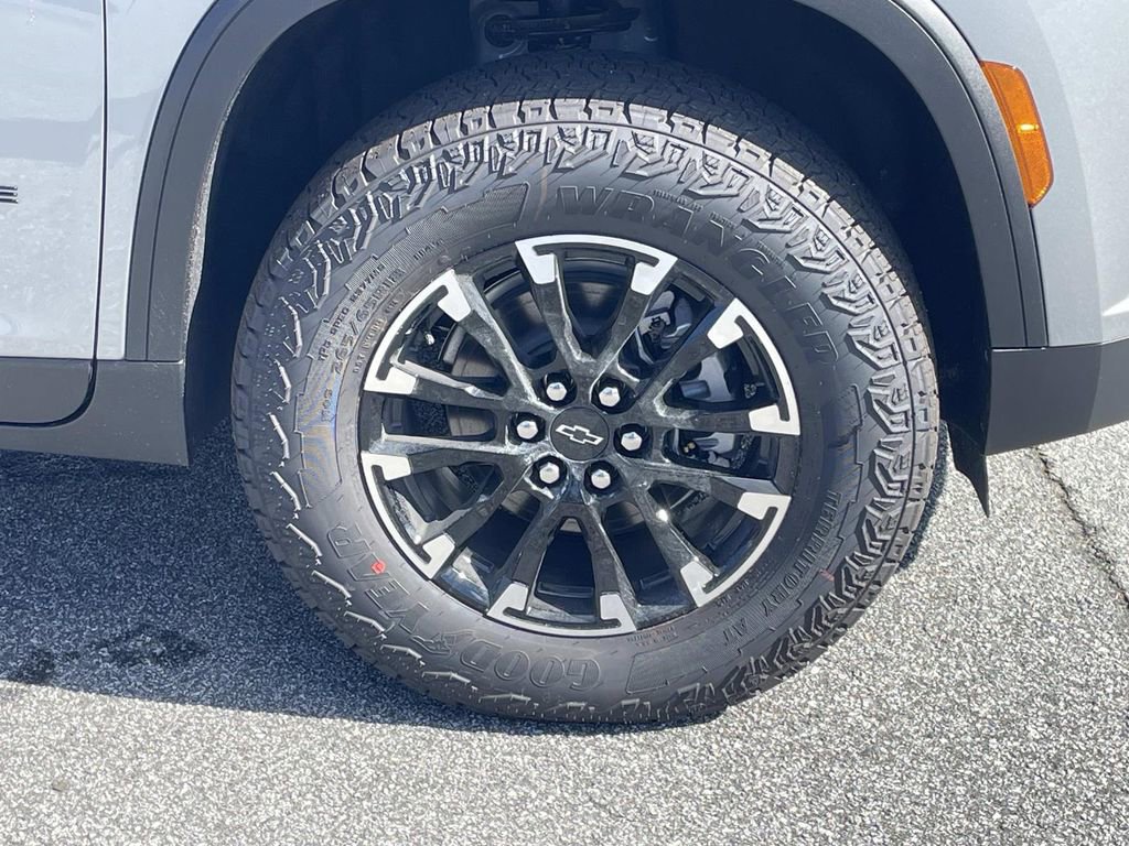 New 2026 Chevrolet Traverse Z71 w/ Driver Confidence Package image 10