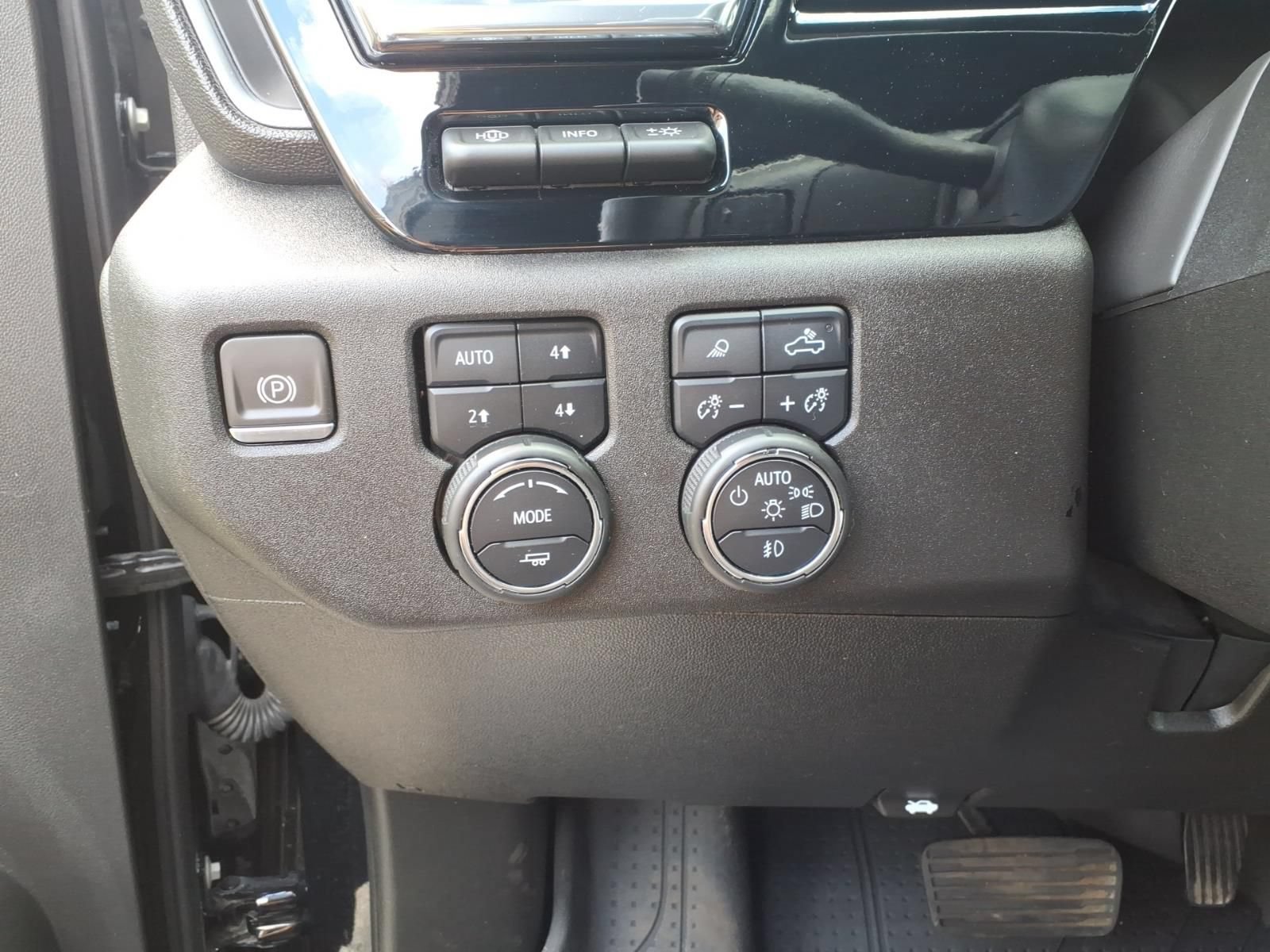 Used 2024 Chevrolet Silverado 3500 High Country w/ High Country Premium Package AWD/4WD image 20