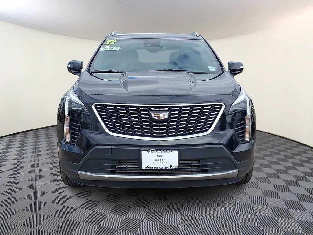 Used 2022 Cadillac XT4 Premium Luxury w/ Safety Alert Package AWD/4WD image 2