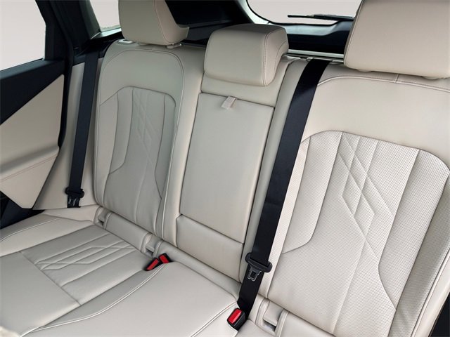 New 2026 BMW X3 xDrive30 w/ Premium Package image 13