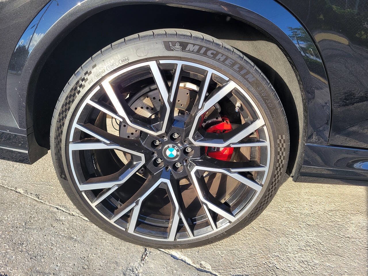 Used 2021 BMW X6 M w/ Competition Package image 16