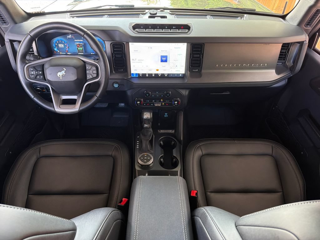 Used 2025 Ford Bronco Badlands w/ Sasquatch Package AWD/4WD image 22