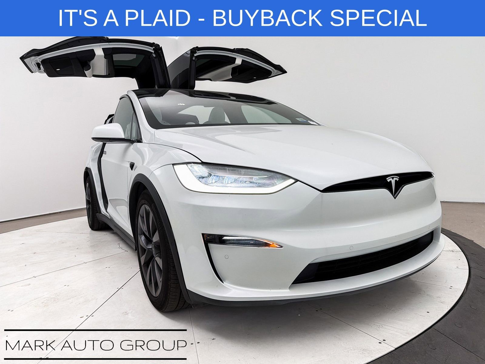 Used 2022 Tesla Model X Plaid image 1