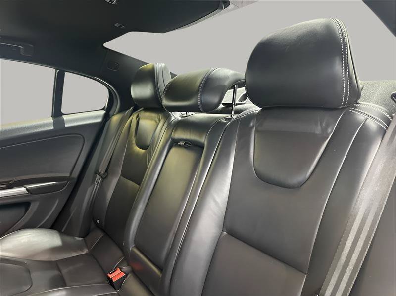 Used 2015 Volvo S60 T6 Platinum FWD image 10
