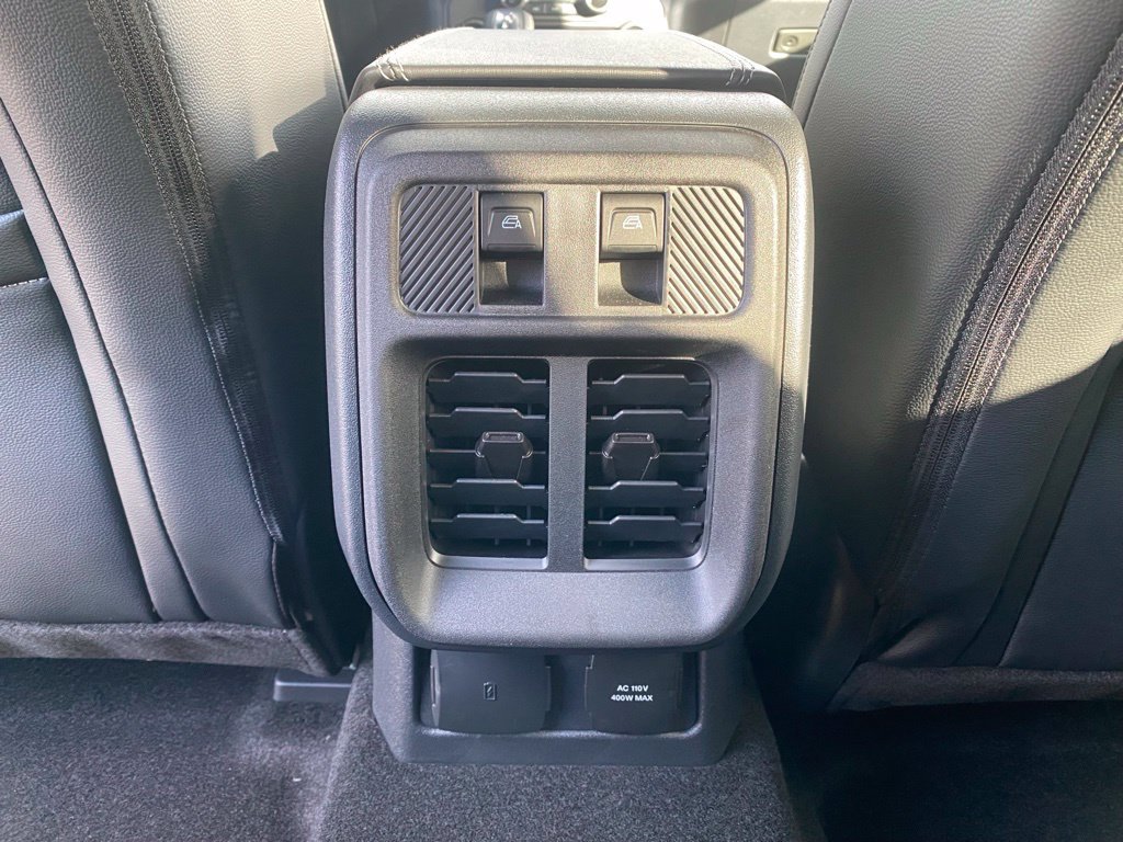 New 2026 Ford Bronco Outer Banks w/ Sasquatch Package AWD/4WD image 34