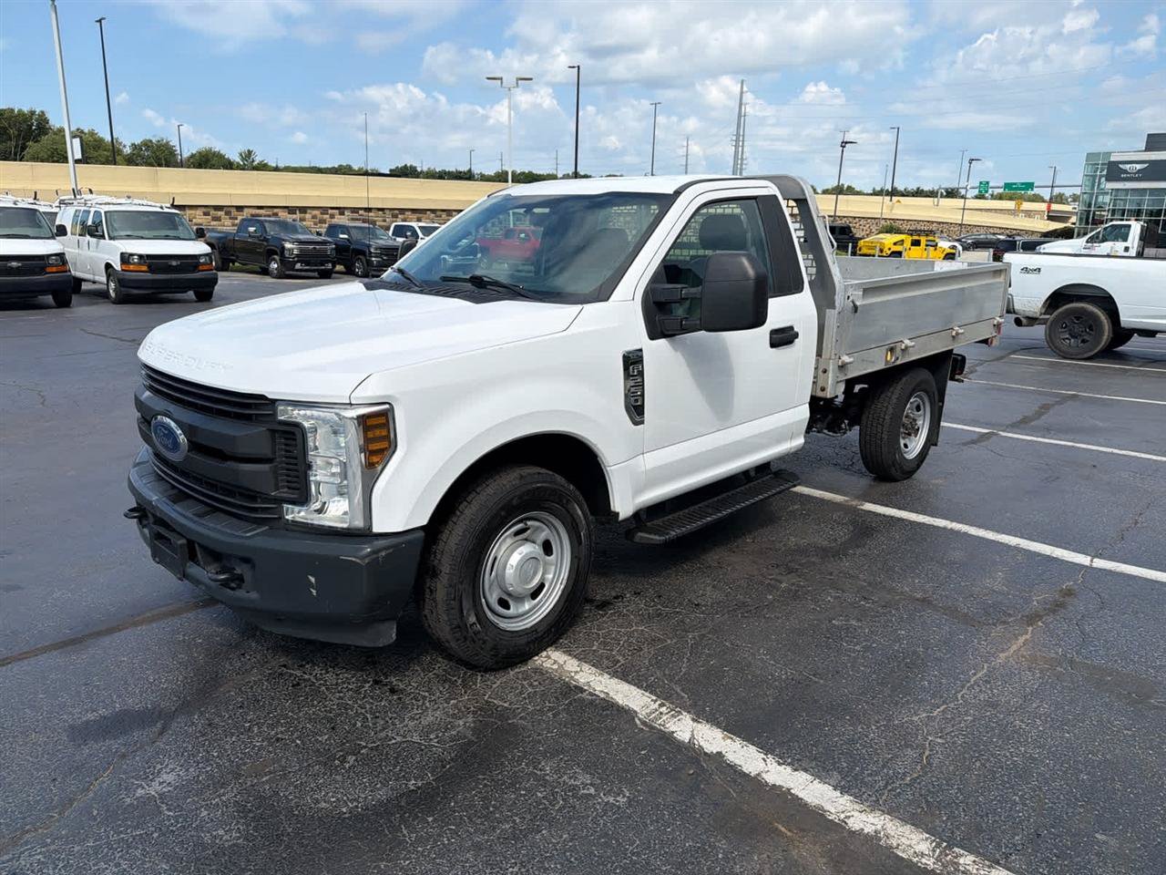 Used 2019 Ford F250 XL RWD image 4