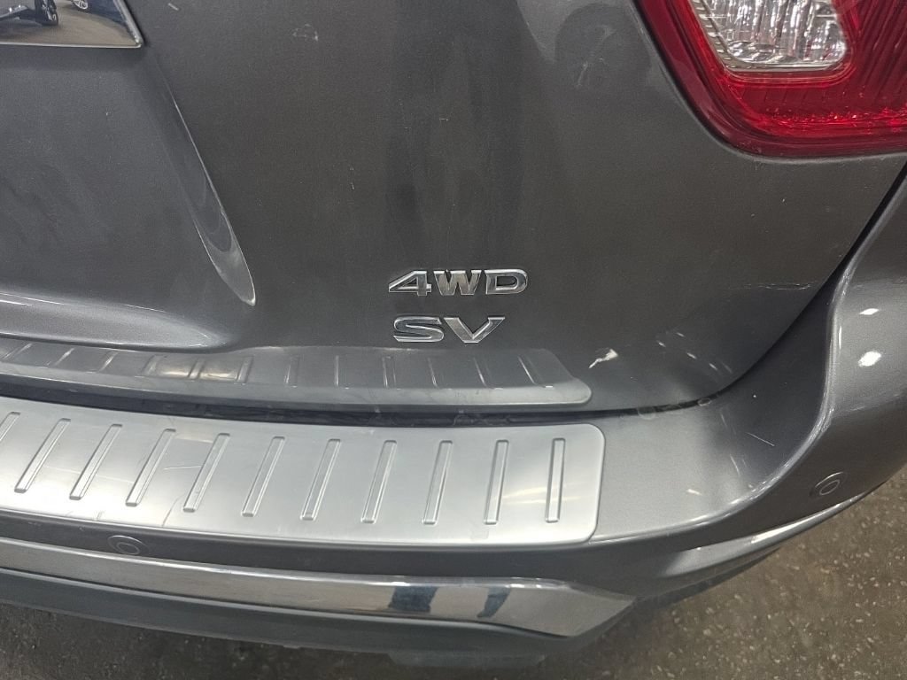 Used 2019 Nissan Pathfinder SV AWD/4WD image 3