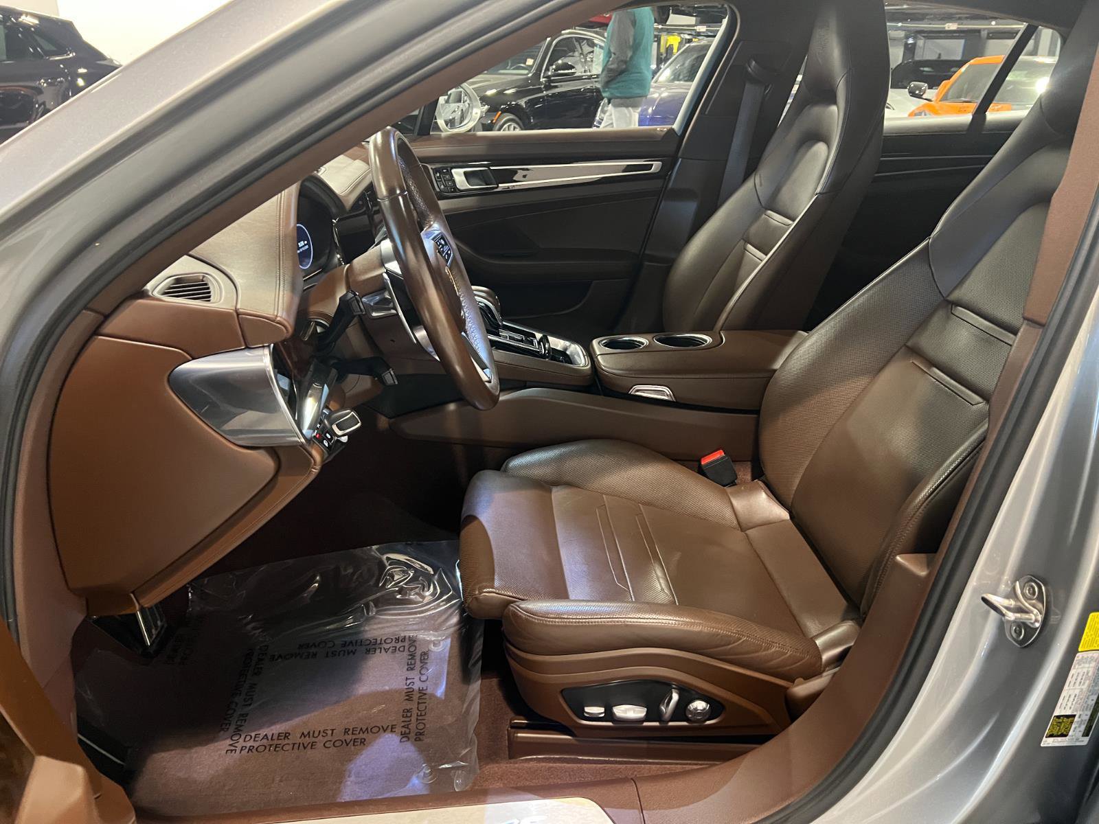 Used 2020 Porsche Panamera 4S image 9