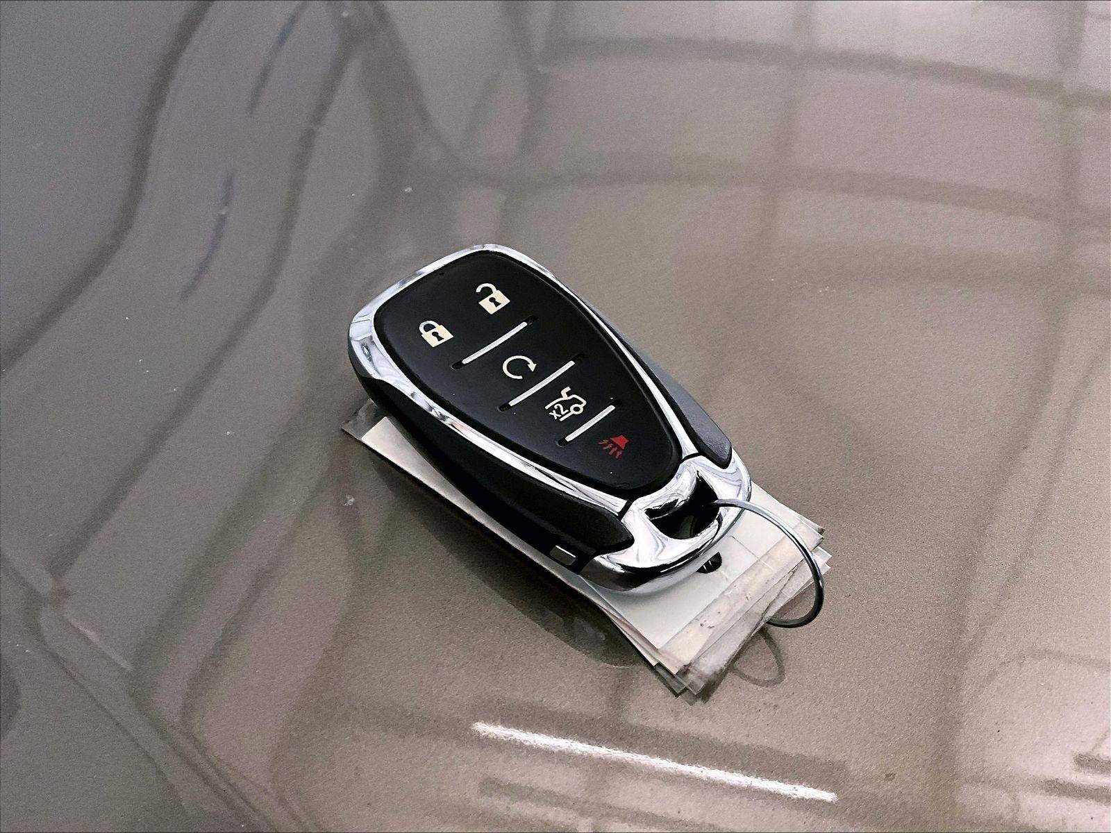 Used 2017 Chevrolet Malibu LT w/ Leather Package image 9