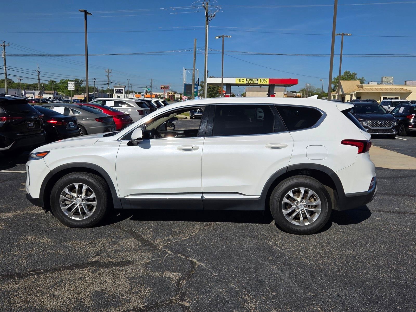 Used 2020 Hyundai Santa Fe SEL image 4