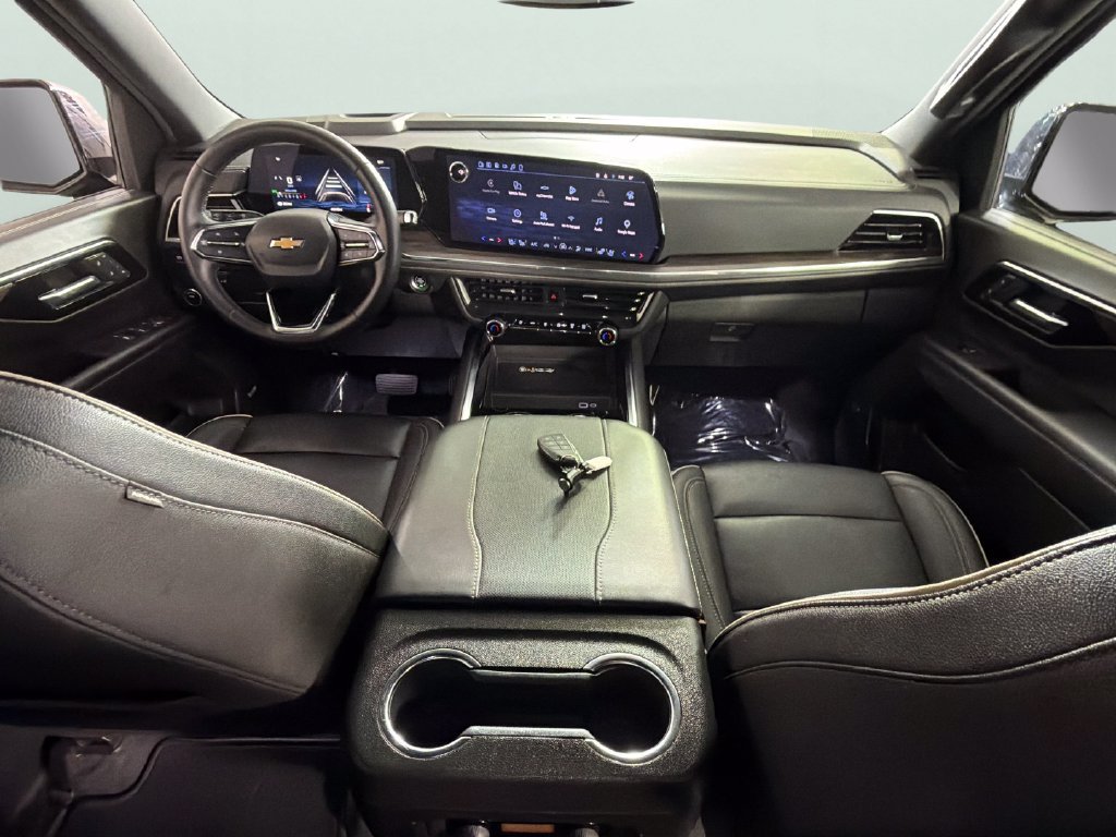 Certified 2025 Chevrolet Suburban Premier RWD image 35