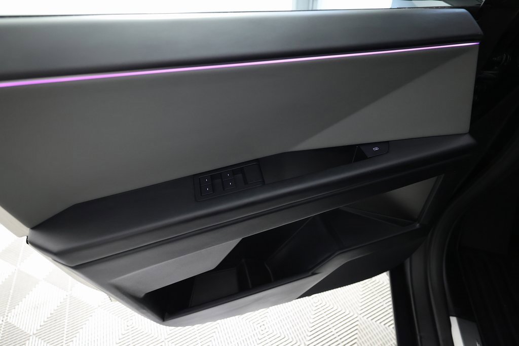 Used 2024 Tesla Cybertruck AWD Crew Cab image 19