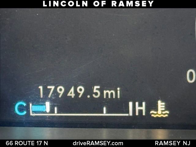 Used 2023 Lincoln Nautilus Reserve image 15