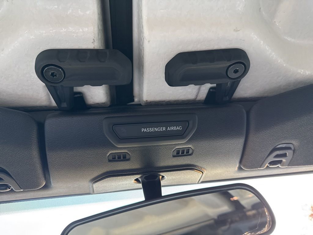 Used 2020 Jeep Wrangler Sport AWD/4WD image 32