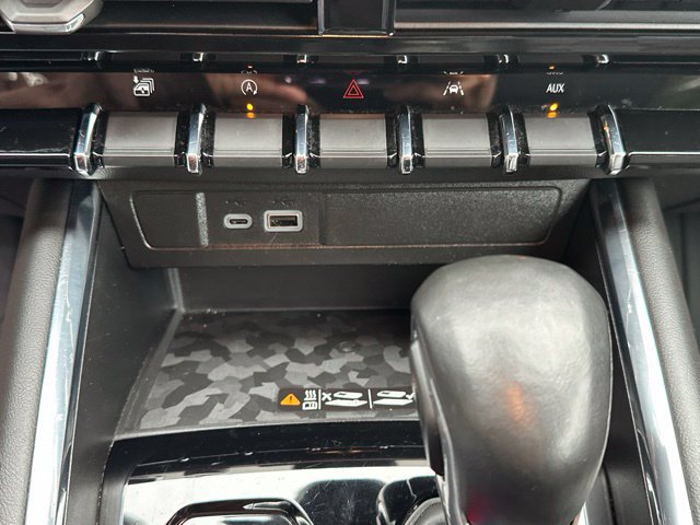 Used 2023 GMC Canyon AT4 w/ AT4 Premium Package AWD/4WD image 31