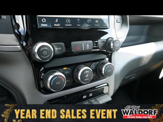 New 2024 RAM 2500 Tradesman image 16