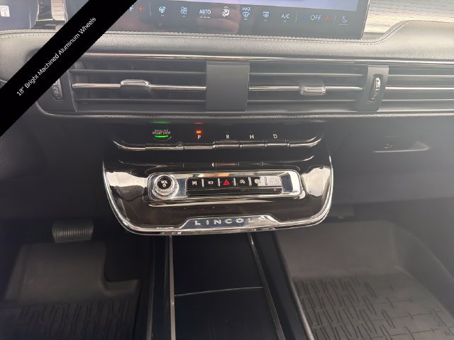 Certified 2024 Lincoln Corsair AWD w/ Equipment Group 101A image 20