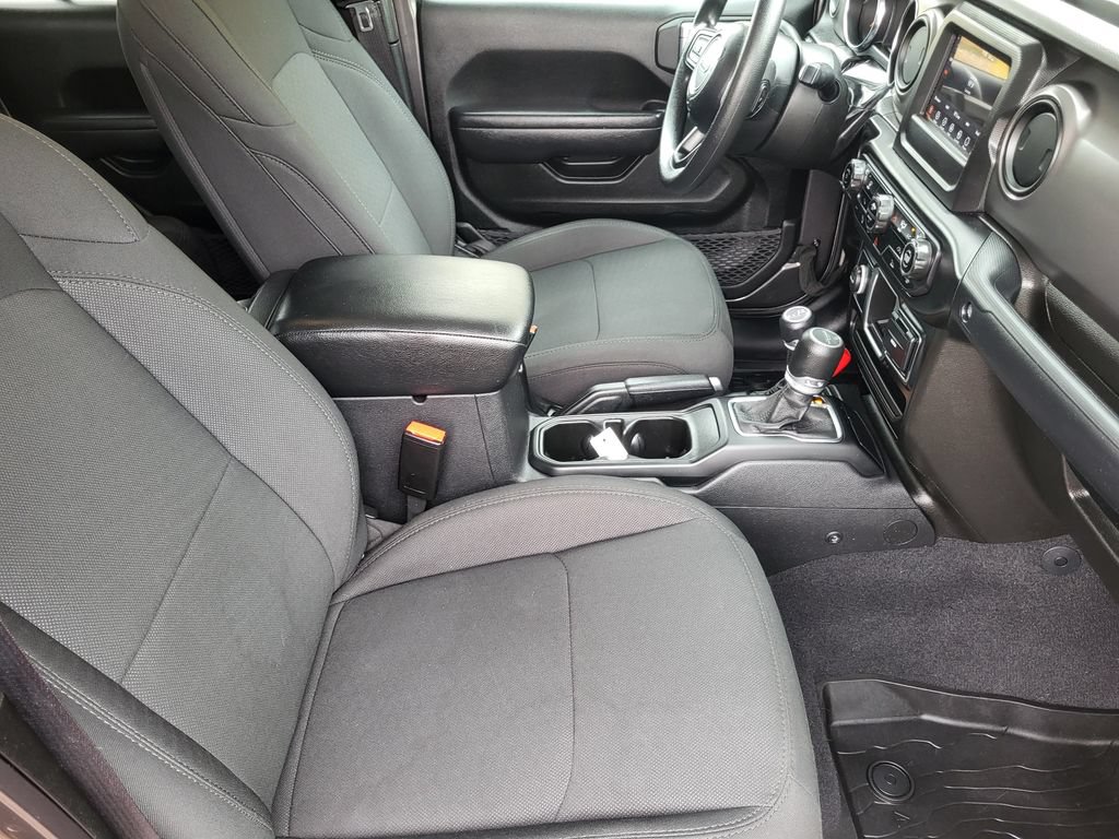 Used 2022 Jeep Gladiator Sport AWD/4WD image 14