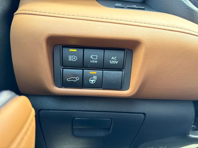Used 2023 Toyota Highlander Platinum image 34