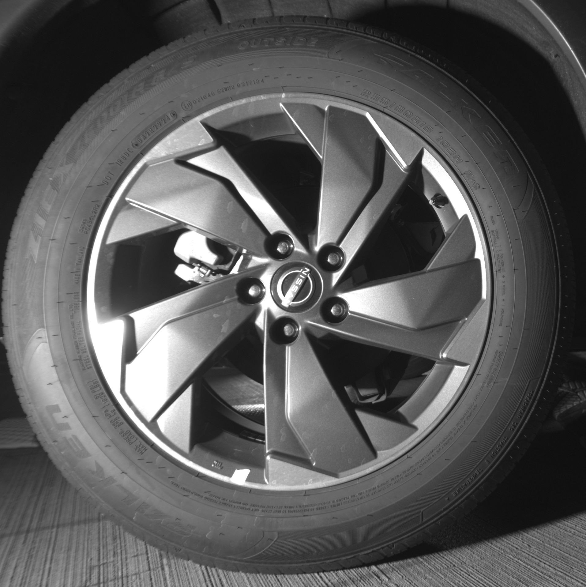 Used 2025 Nissan Rogue SV image 15