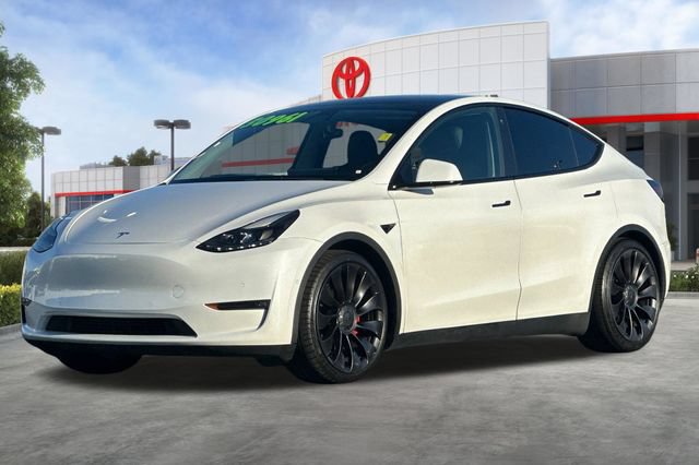 Used 2022 Tesla Model Y Performance AWD/4WD image 9